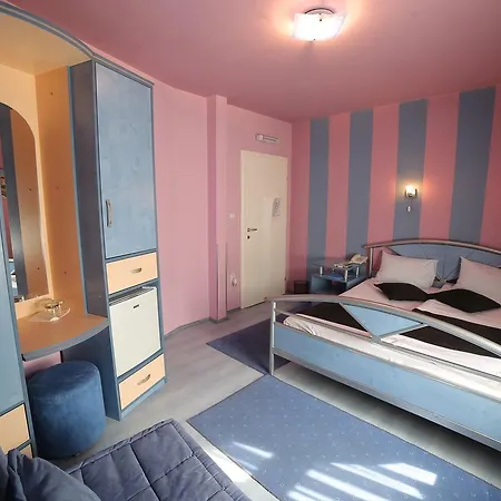 Otel Zeneva 2*